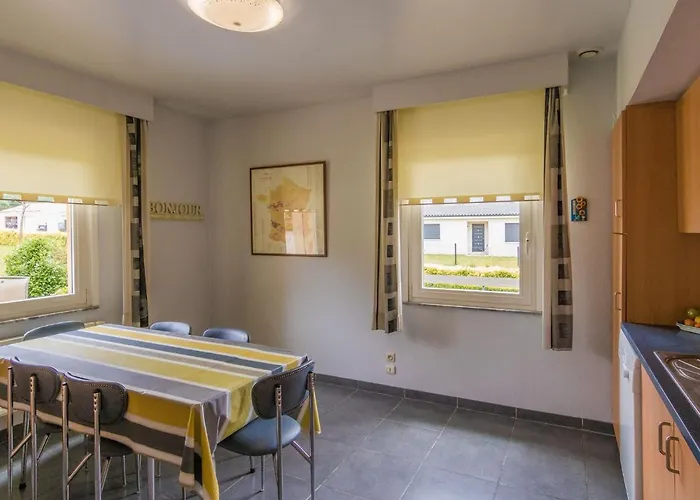 Modern With Swimming Pool Casa de Férias Saint-Nexans