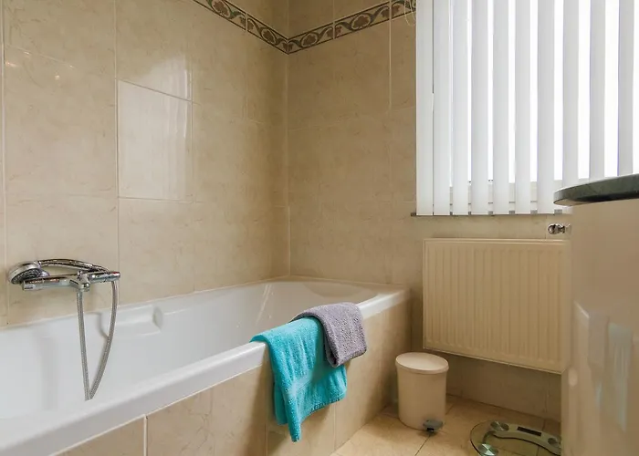 Modern With Swimming Pool *